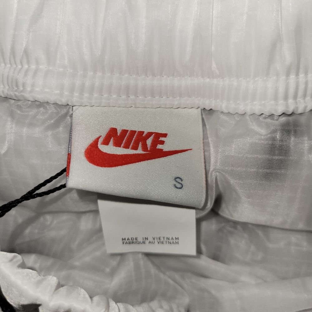 Nike x Stussy Insulated Skirt White/Gorge Green DC1088-100 Women's Size Small - Picture 6 of 7